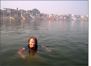 Ant swimming the Ganges for the third time